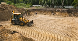 Разработка котлована Луховицы, цена от 306 руб./м3.